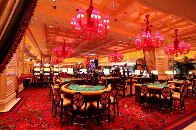 Slot Bonusları: Tetikleme Mekanizmaları ve Stratejiler